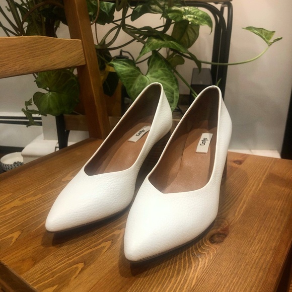 Zilian White Pebbled Leather Pointed Heels Size 39 - Picture 1 of 3